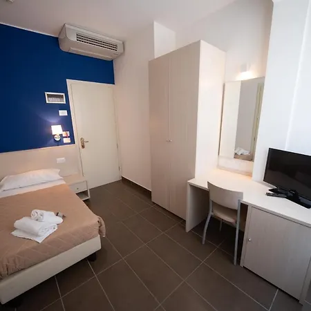Alabama Hotell 2*